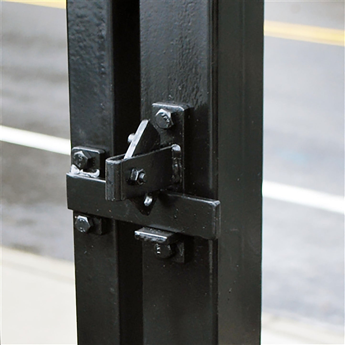 ALEKO Corrosion Resistance Universal Strength Gate Door Flip Latch